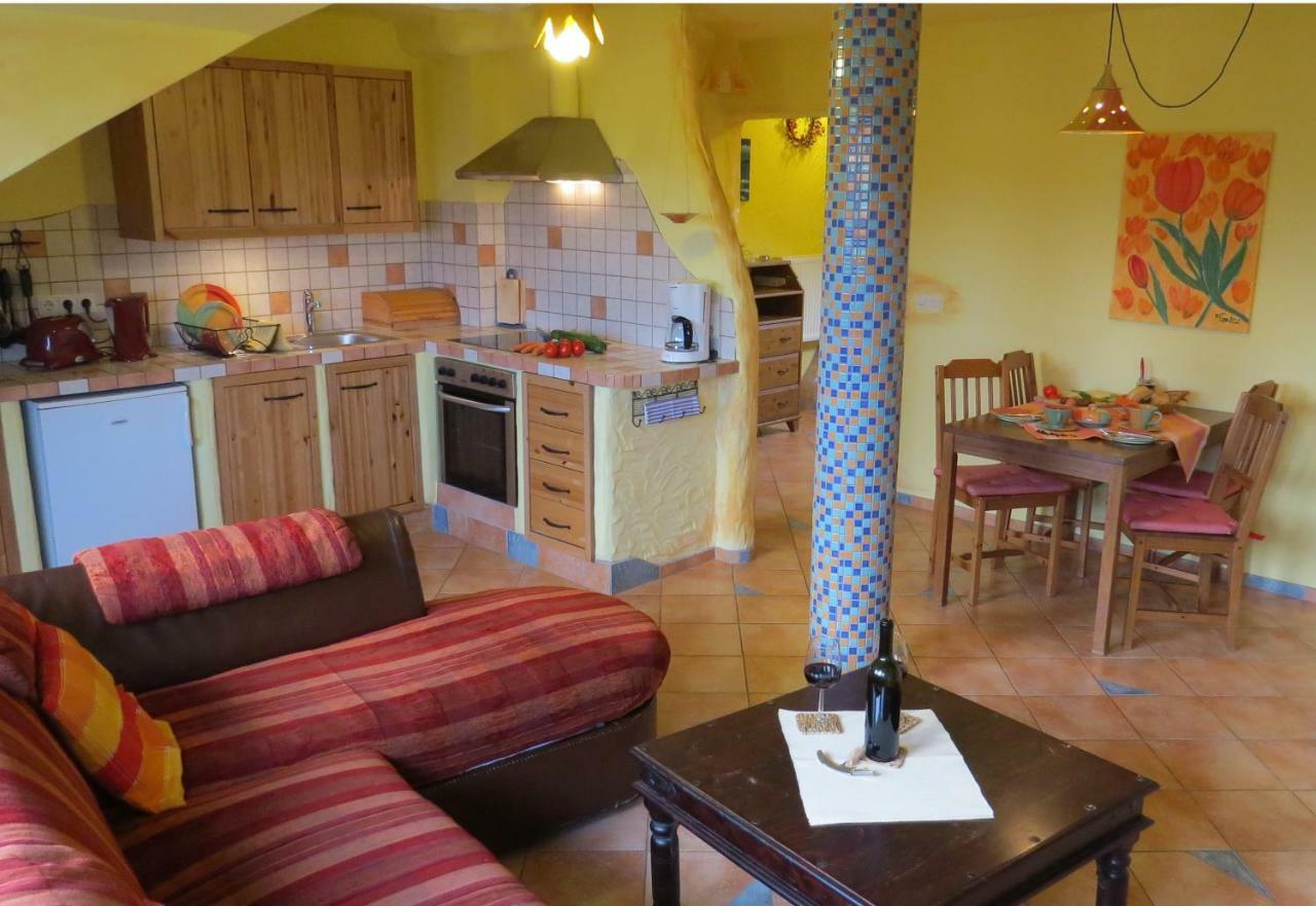 Foersters Weinterrassen Apartment Bad Neuenahr-Ahrweiler Bagian luar foto